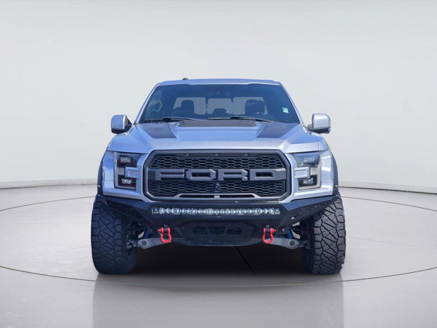 Used 2018 Ford F150 Raptor w/ Equipment Group 802A Luxury AWD/4WD image 2