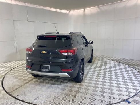 Used 2024 Chevrolet TrailBlazer LT FWD image 17