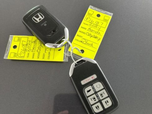 Used 2024 Honda Odyssey Elite image 28