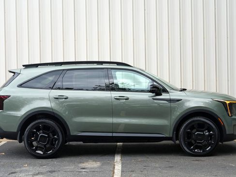 Used 2025 Kia Sorento SX AWD/4WD image 56