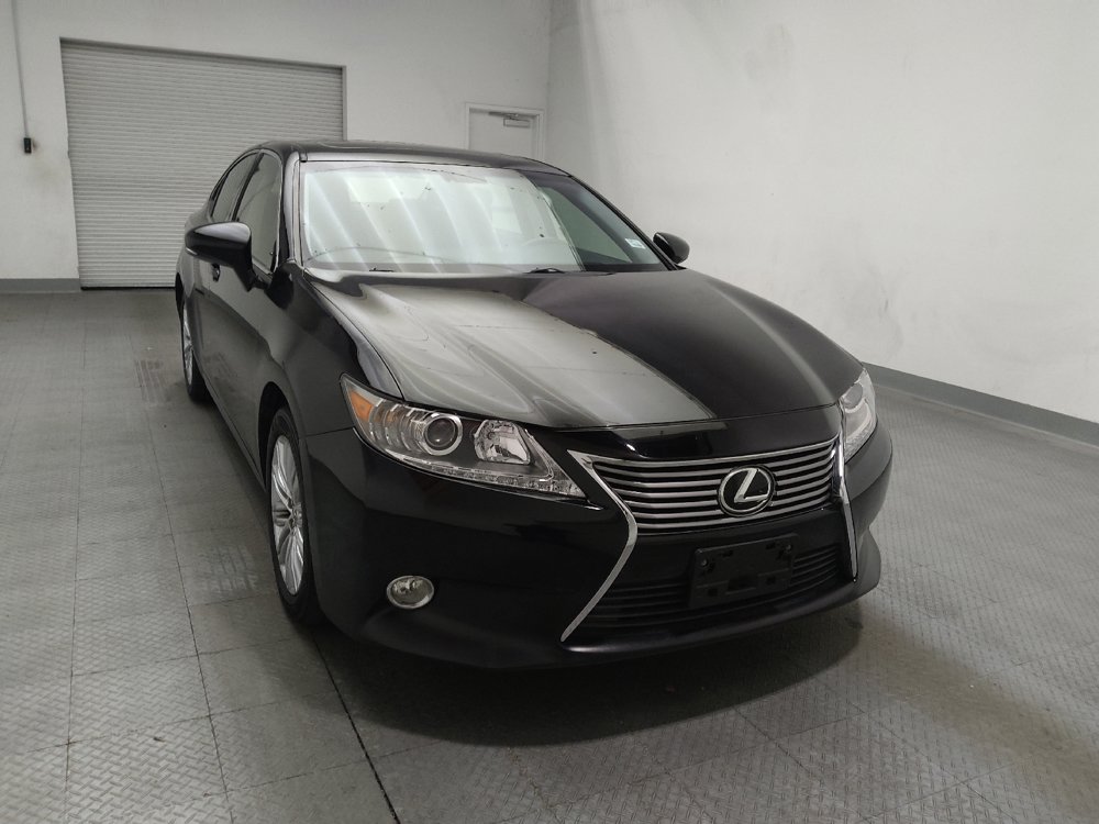 Used 2015 Lexus ES 350 w/ Premium Package FWD image 14