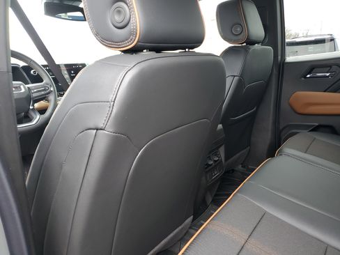 New 2026 GMC Canyon AT4 w/ LPO, Off Road Lift Package image 29