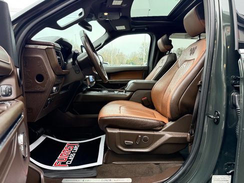 Used 2022 Ford Expedition Max King Ranch image 17