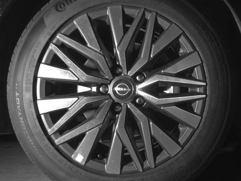 Used 2025 Nissan Altima 2.5 SV image 13