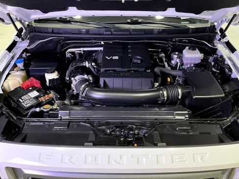 Used 2022 Nissan Frontier SV AWD/4WD image 31