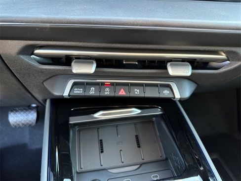 New 2026 Audi Q3 quattro 2.0T image 20