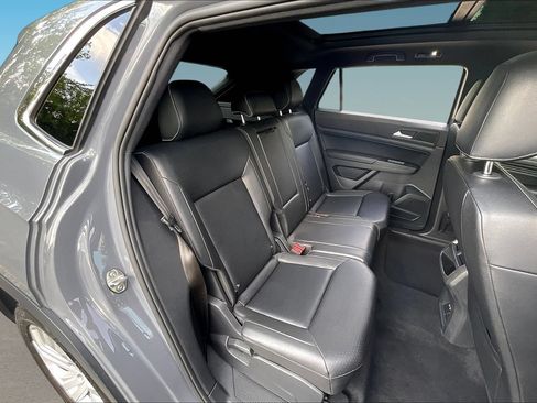 Used 2020 Volkswagen Atlas Cross Sport SEL w/ Cross Sport MDO Package AWD/4WD image 24