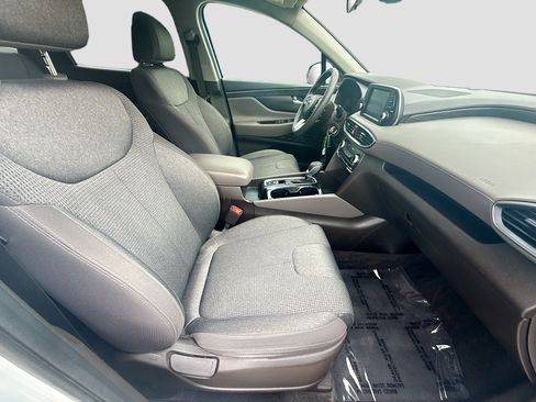 Used 2019 Hyundai Santa Fe SE FWD image 29