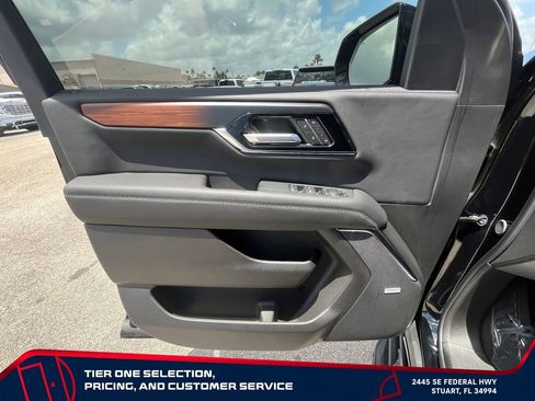 New 2026 GMC Yukon Denali w/ LPO, Floor Liner Package RWD image 24