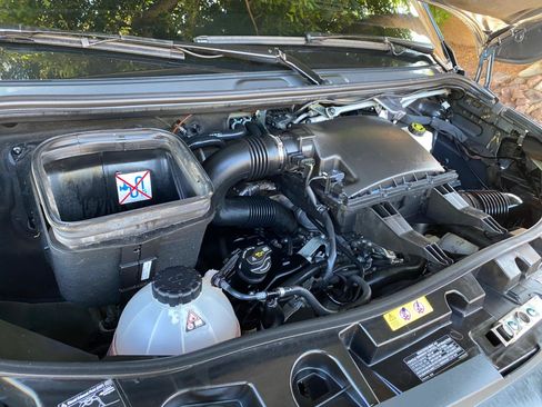 Used 2021 Mercedes-Benz Sprinter 2500 image 13
