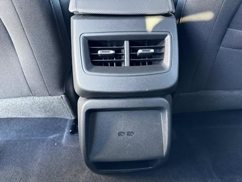 New 2026 Chevrolet Equinox EV LT image 30