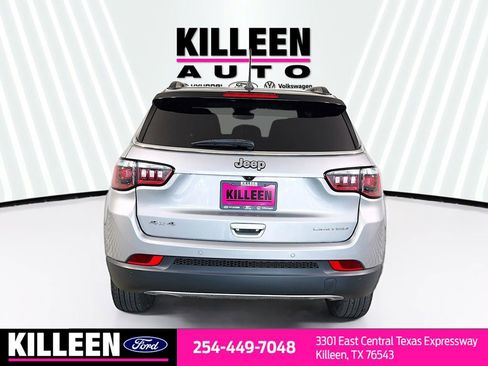 Used 2023 Jeep Compass Limited AWD/4WD image 7