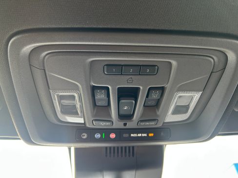 Used 2023 Chevrolet Silverado 1500 LTZ w/ LTZ Premium Package image 31