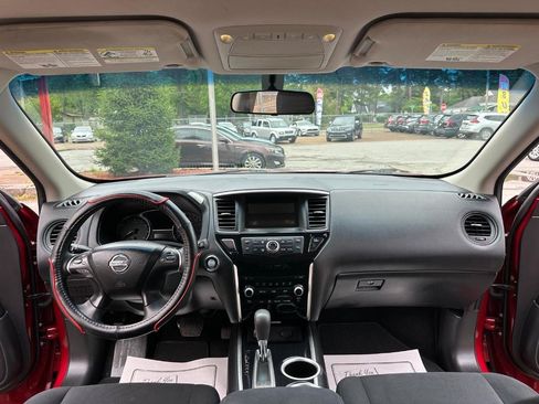 Used 2015 Nissan Pathfinder S FWD image 26