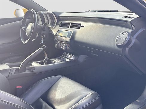 Used 2010 Chevrolet Camaro SS w/ LPO, Ground Effects Package image 28