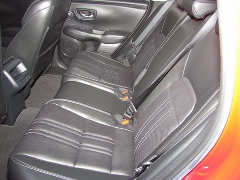 Certified 2024 Honda HR-V EX-L image 12