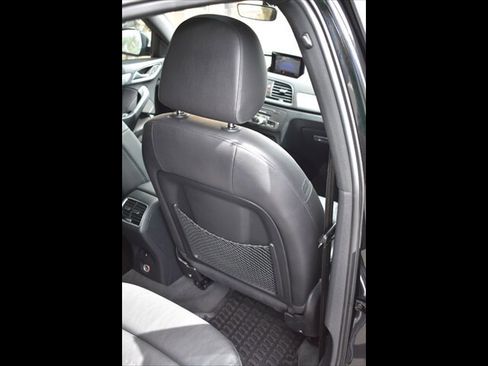 Used 2018 Audi Q3 2.0T Premium FWD image 26
