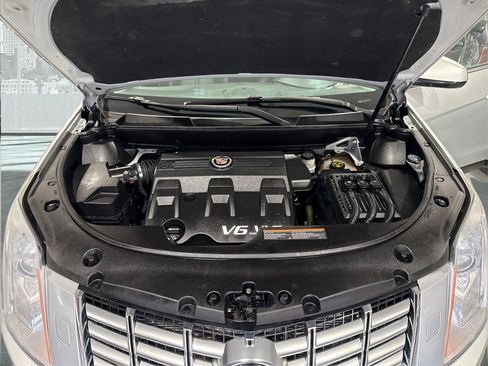 Used 2014 Cadillac SRX Performance w/ Driver Awareness Package image 11