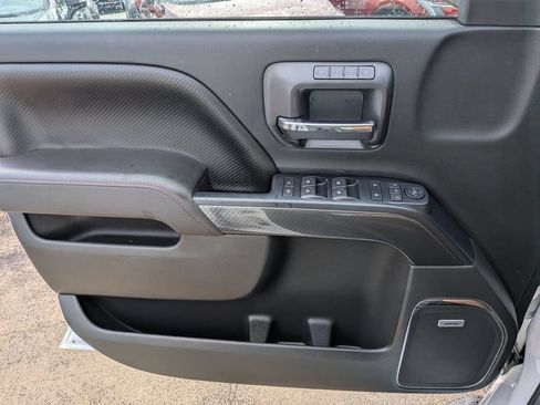 Used 2017 GMC Sierra 1500 SLT AWD/4WD image 11