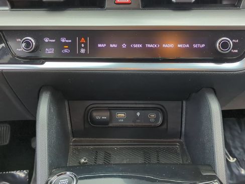 Used 2023 Kia Sportage EX FWD image 17