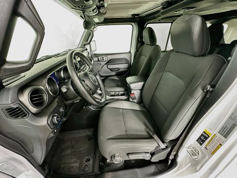 Used 2023 Jeep Wrangler Unlimited w/ Cold Weather Group AWD/4WD image 13
