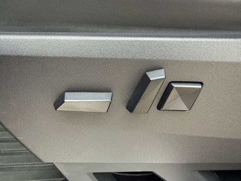 Used 2024 Tesla Cybertruck AWD Crew Cab image 24