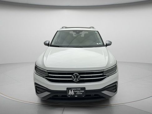 Used 2024 Volkswagen Tiguan Wolfsburg Edition AWD/4WD image 2