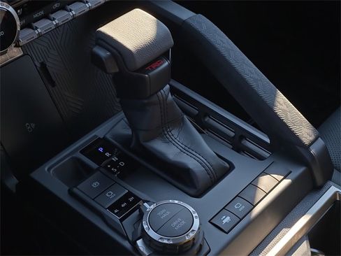 Certified 2026 Toyota Tacoma TRD Sport w/ TRD Sport Premium Package image 19