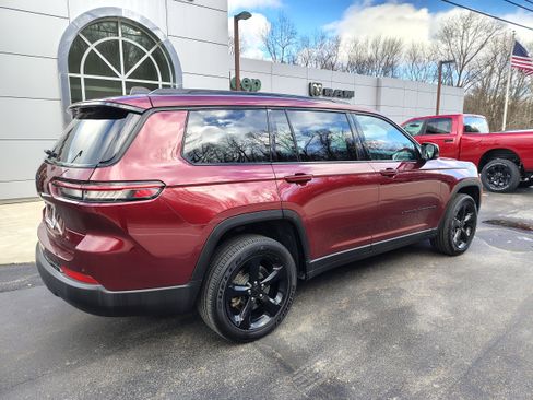 Certified 2024 Jeep Grand Cherokee L Altitude image 15