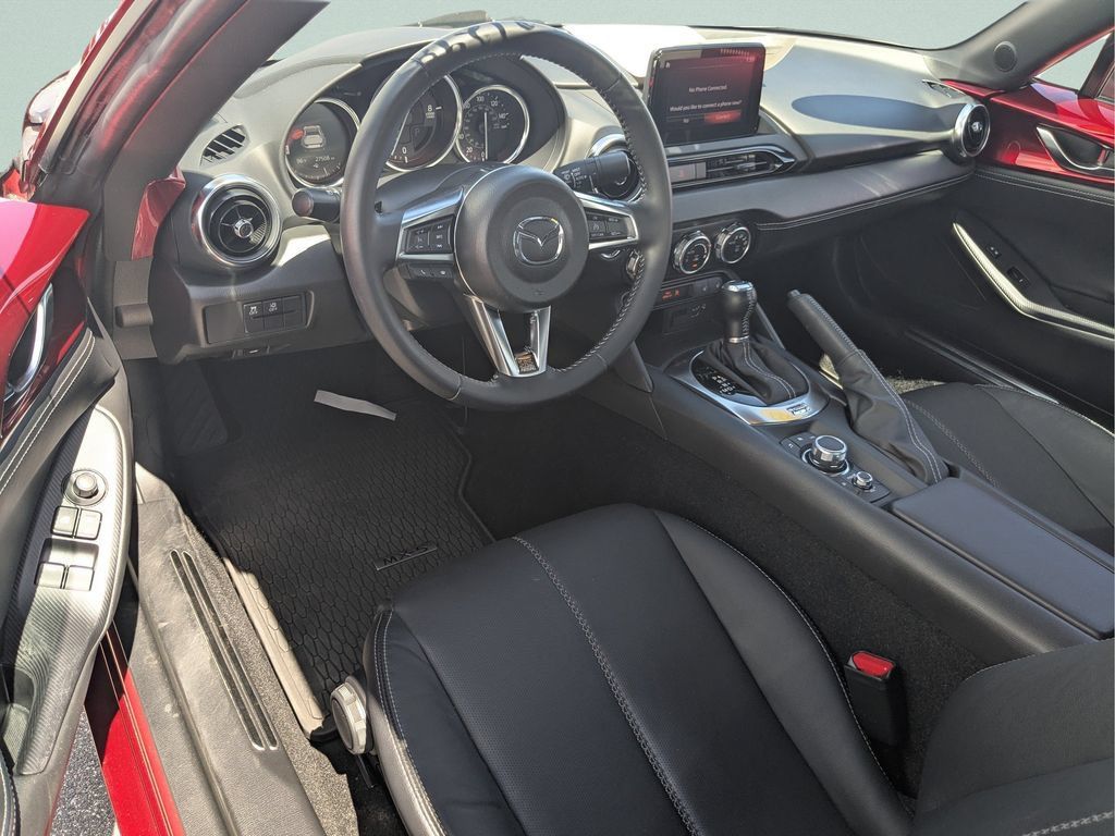 Used 2023 MAZDA MX-5 Miata Grand Touring w/ Weather Package RWD image 9