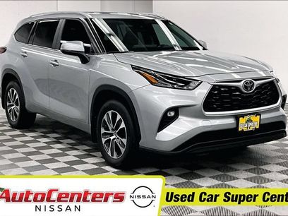 Used 2024 Toyota Highlander XLE