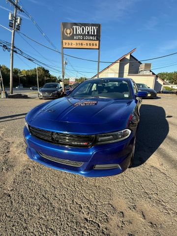 Used 2020 Dodge Charger SXT RWD image 1