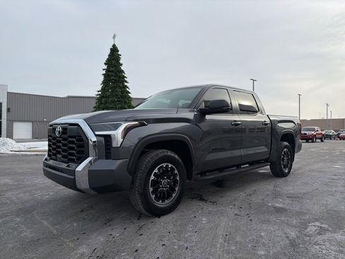 Used 2024 Toyota Tundra SR5 image 3