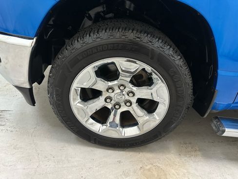 Used 2020 RAM 1500 Big Horn AWD/4WD image 11