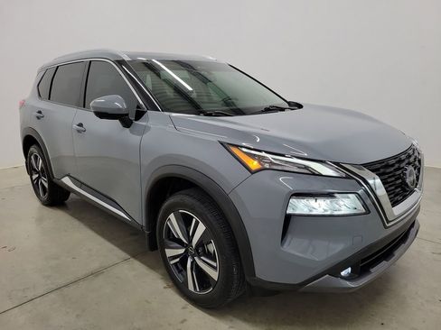Used 2022 Nissan Rogue SL image 4