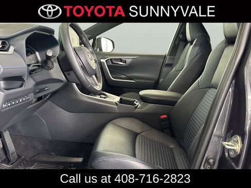 Certified 2025 Toyota RAV4 XSE w/ Advanced Technology Package AWD/4WD image 15