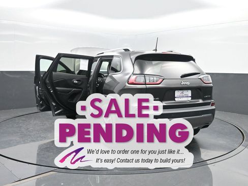 Used 2019 Jeep Cherokee Limited w/ Luxury Group image 47