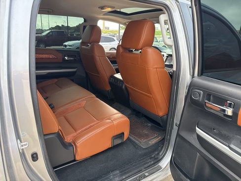Used 2021 Toyota Tundra 1794 Edition image 12