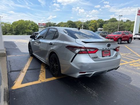 Used 2021 Toyota Camry SE AWD/4WD image 7