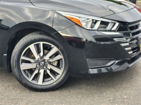 Certified 2023 Nissan Versa SV w/ Electronics Package image 9