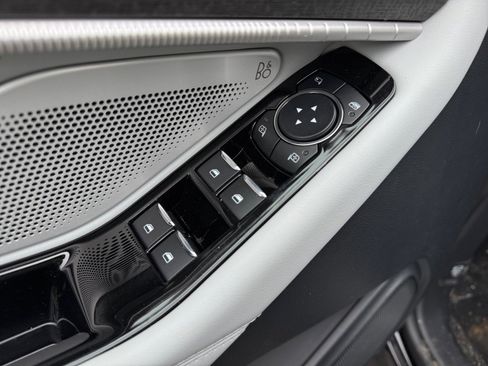 New 2026 Ford Explorer Platinum image 19