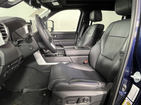 Used 2024 Toyota Tundra Platinum image 10