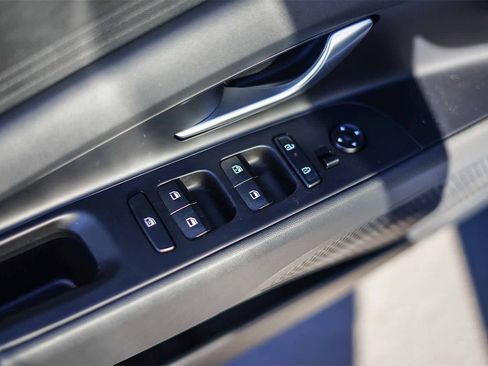 New 2026 Hyundai Elantra Blue image 24