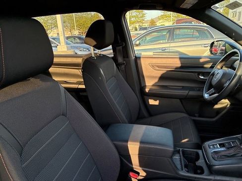 Used 2023 Honda CR-V Sport image 8