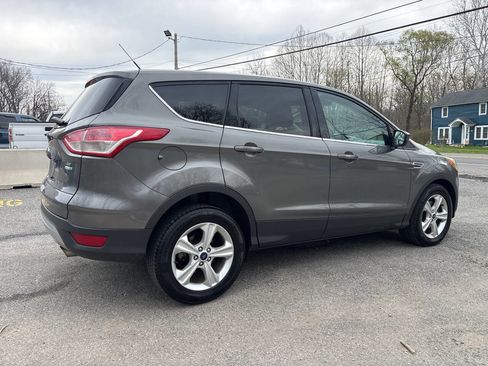Used 2014 Ford Escape SE image 11