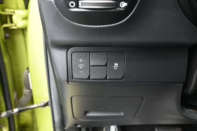 Used 2015 Kia Soul + FWD image 22