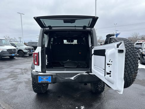 Used 2023 Ford Bronco Big Bend w/ Sasquatch Package image 11