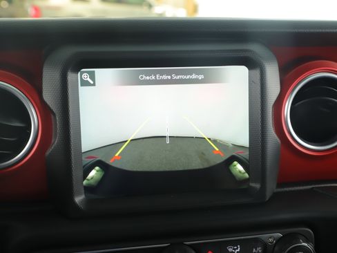 Used 2023 Jeep Gladiator Rubicon w/ Trailer Tow Package image 21