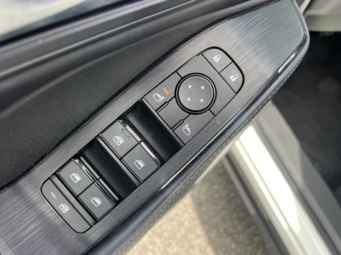 Certified 2023 Nissan Rogue SV w/ SV Premium B Package image 21