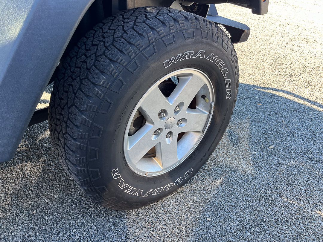 Used 2018 Jeep Wrangler Unlimited Sport S AWD/4WD image 6